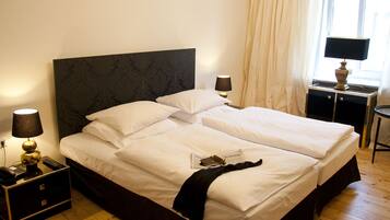 Zimmersafe, individuell dekoriert, schallisolierte Zimmer, Babybetten