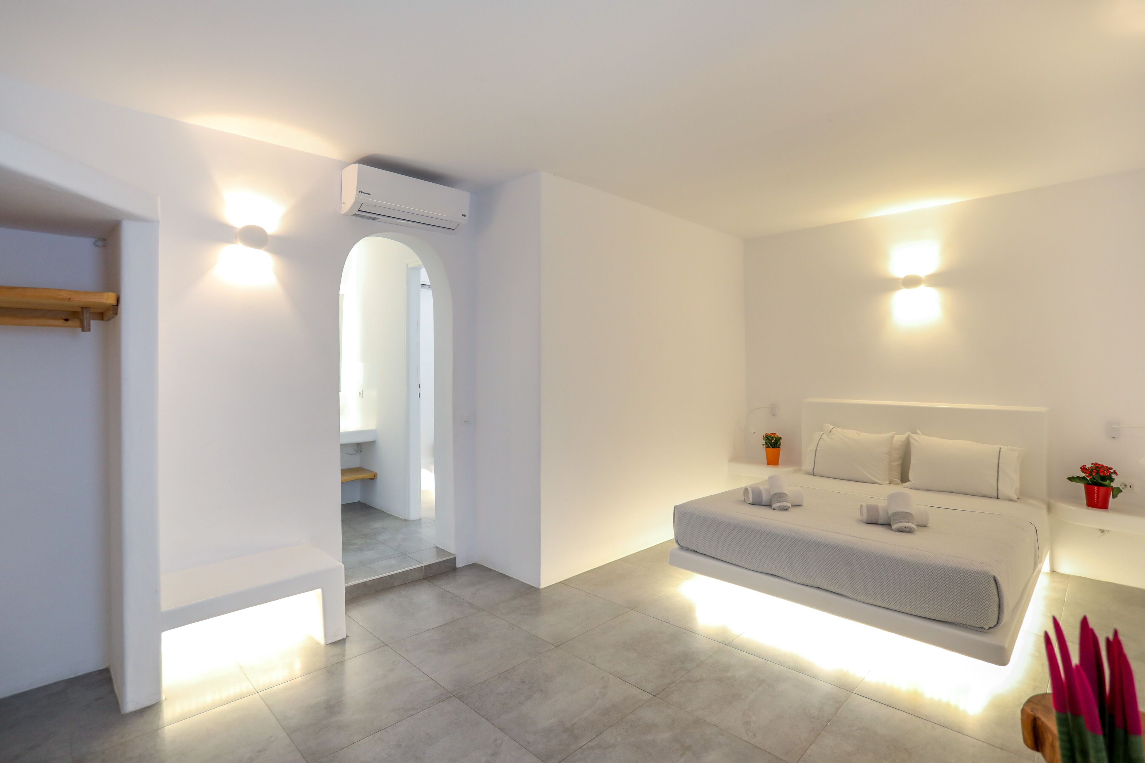 standard quadruple room | 1 bedroom, egyptian cotton sheets, premium bedding, memory-foam beds