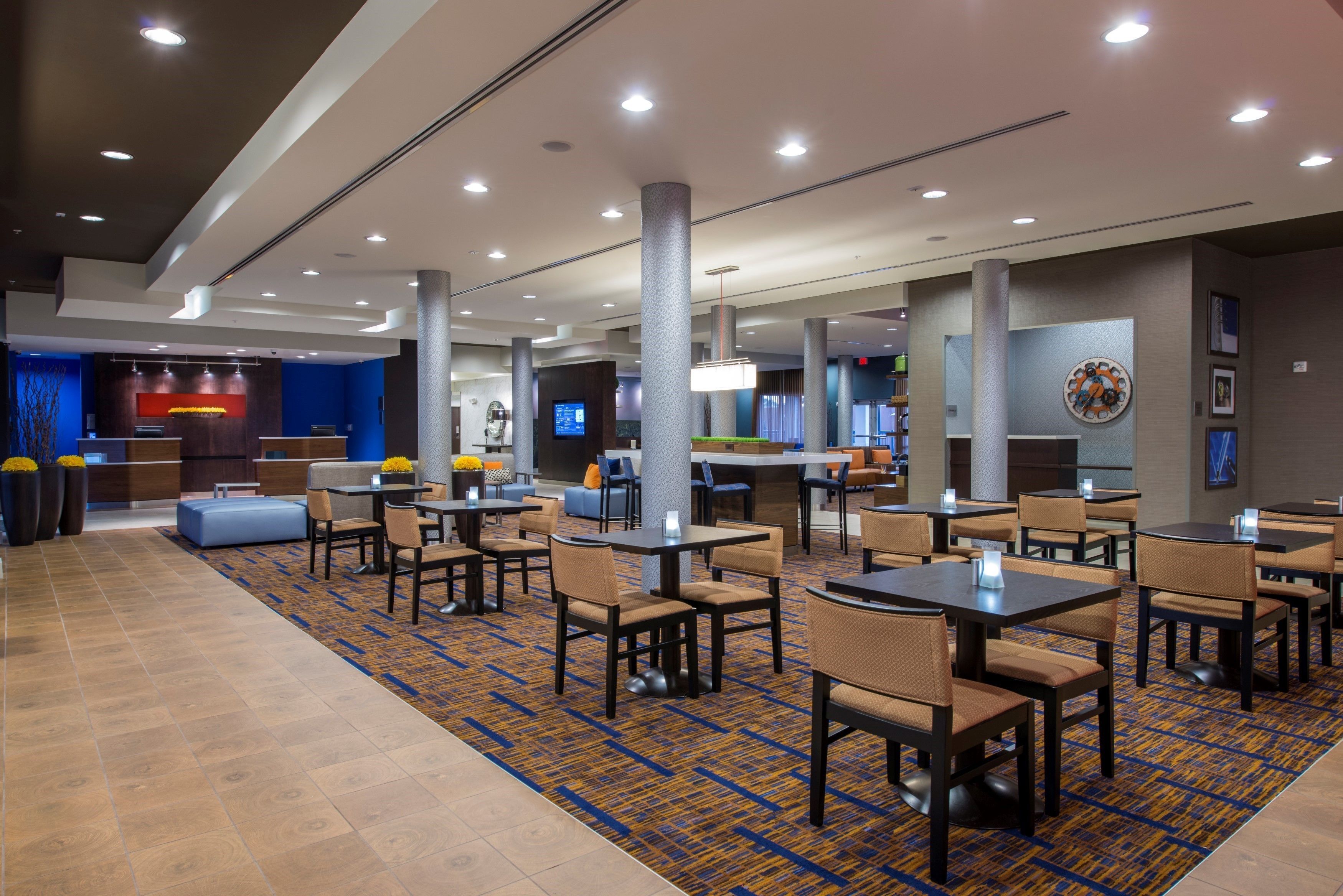 Cooked-to-order breakfast for a fee