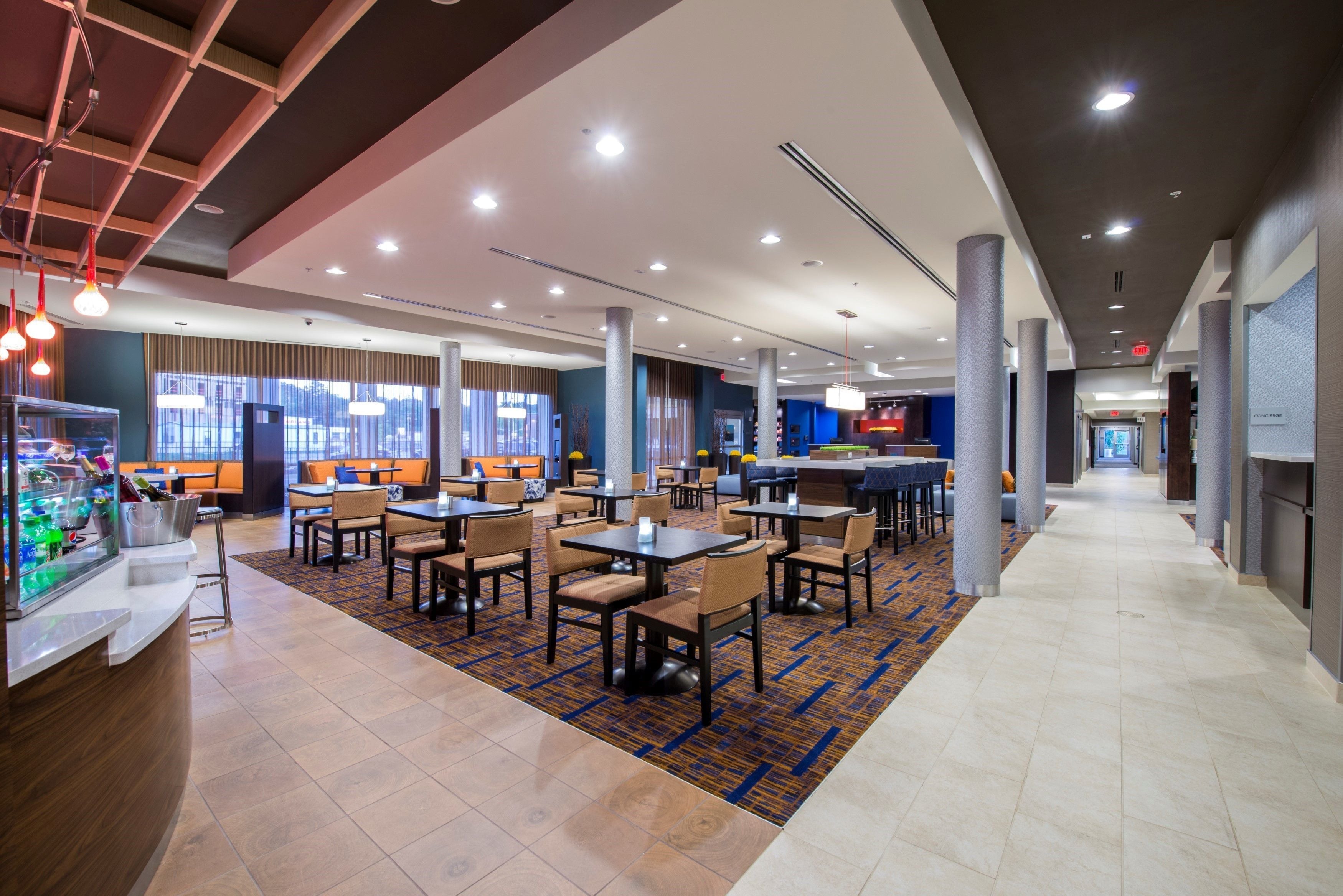 breakfast and dinner served, american cuisine