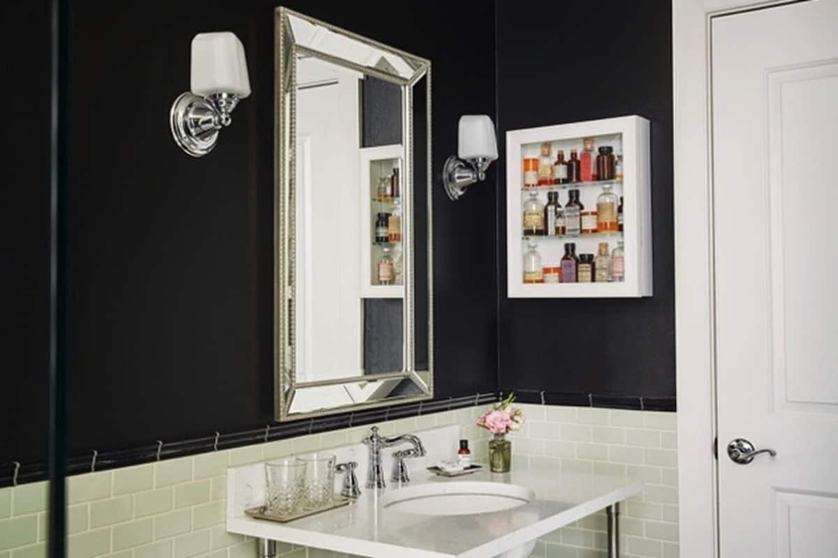 Shower, free toiletries, hair dryer, bathrobes