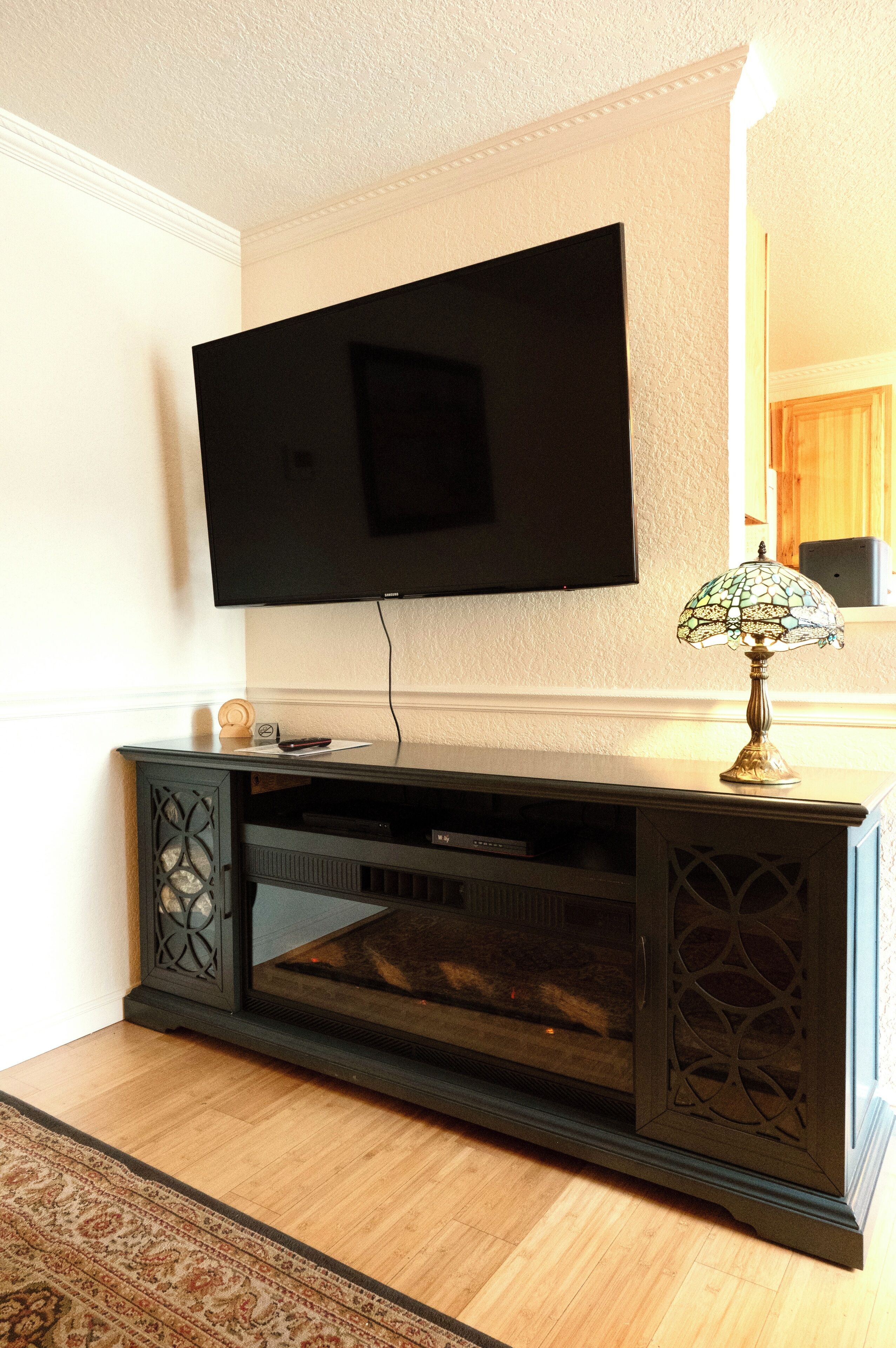 suite | living area | 65-inch smart tv with satellite channels, tv, dvd player