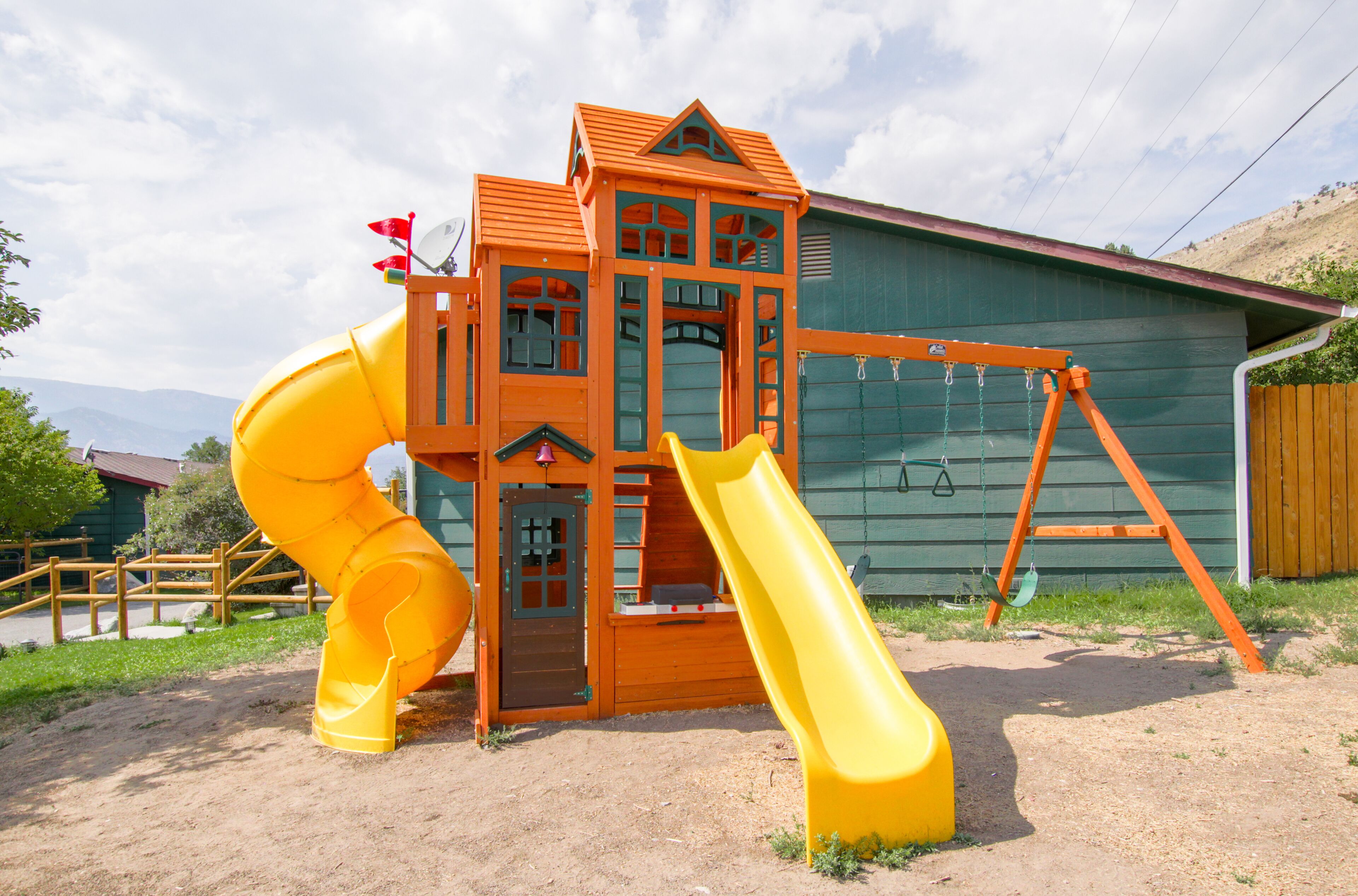 children’s play area – outdoor