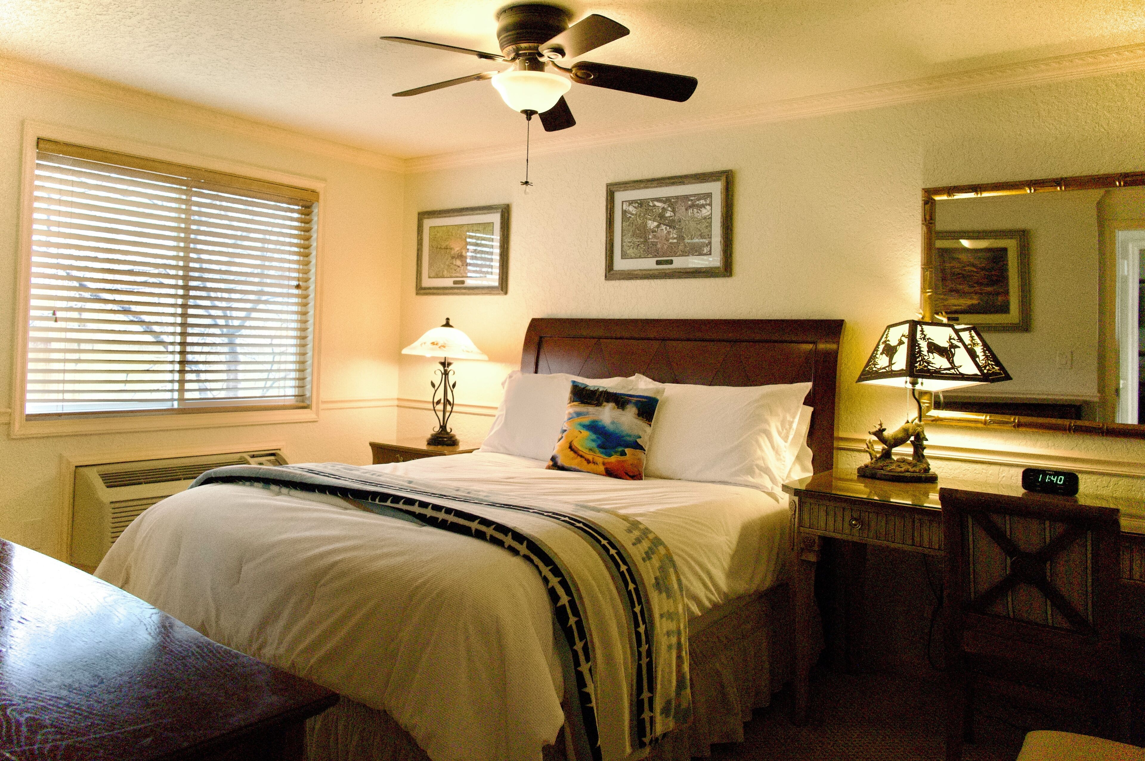 suite | 1 bedroom, hypo-allergenic bedding, pillow-top beds, in-room safe