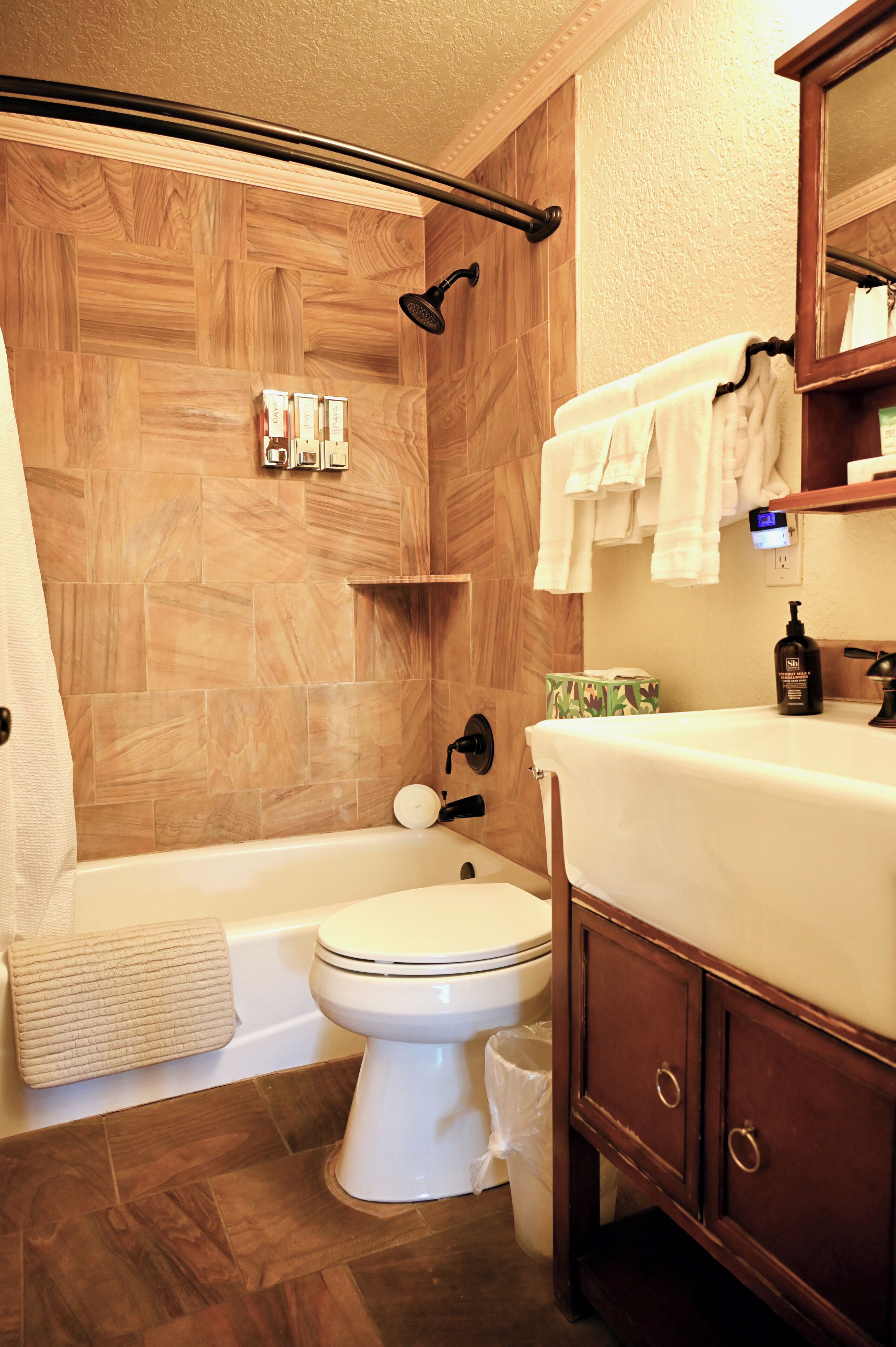 suite | bathroom | free toiletries, hair dryer, towels, soap
