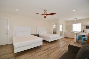 Room, 2 Queen Beds, Kitchen | Iron/ironing board, free cribs/infant beds, free WiFi, bed sheets - Fala Hotel (Fort Lauderdale)