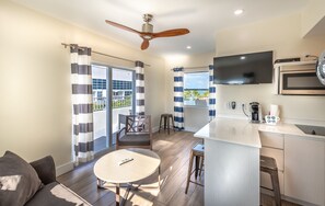 Penthouse, Multiple Beds | Iron/ironing board, free cribs/infant beds, free WiFi, bed sheets - Fala Hotel (Fort Lauderdale)