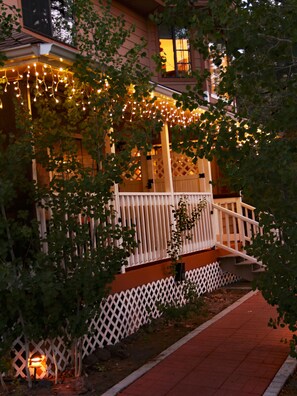 Exterior detail - Sheridan House Inn - Adult Only (Williams)