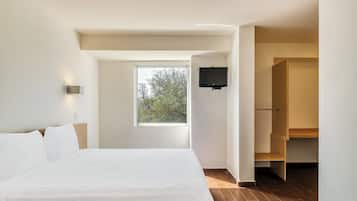 Chambre Supérieure, 1 grand lit | Bureau, Wi-Fi gratuit, draps fournis