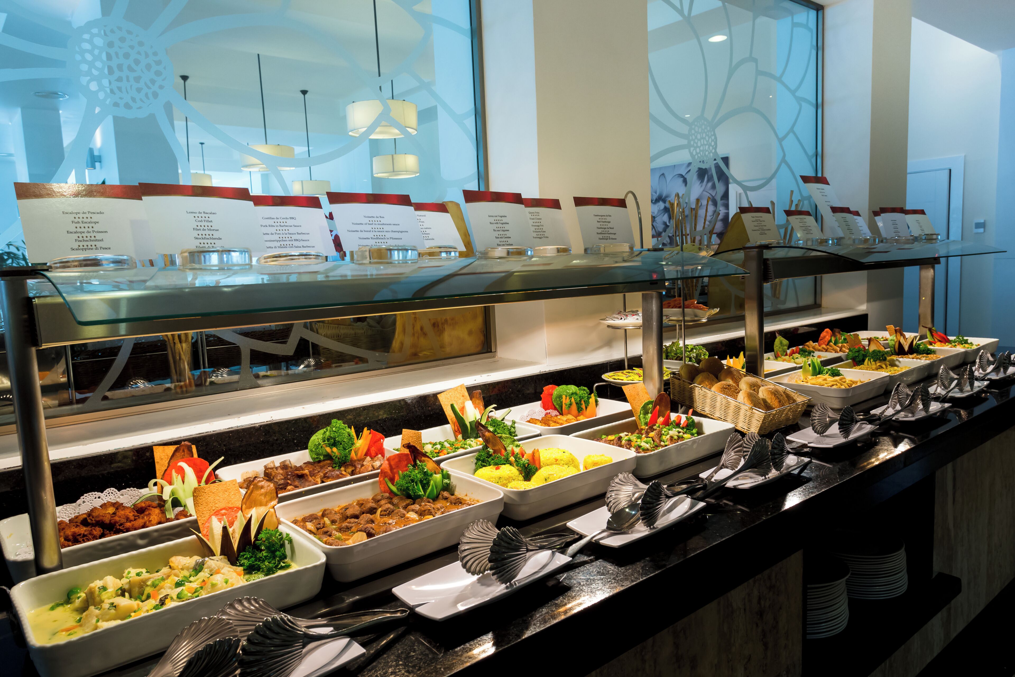 Desayuno buffet incluido todos los días 