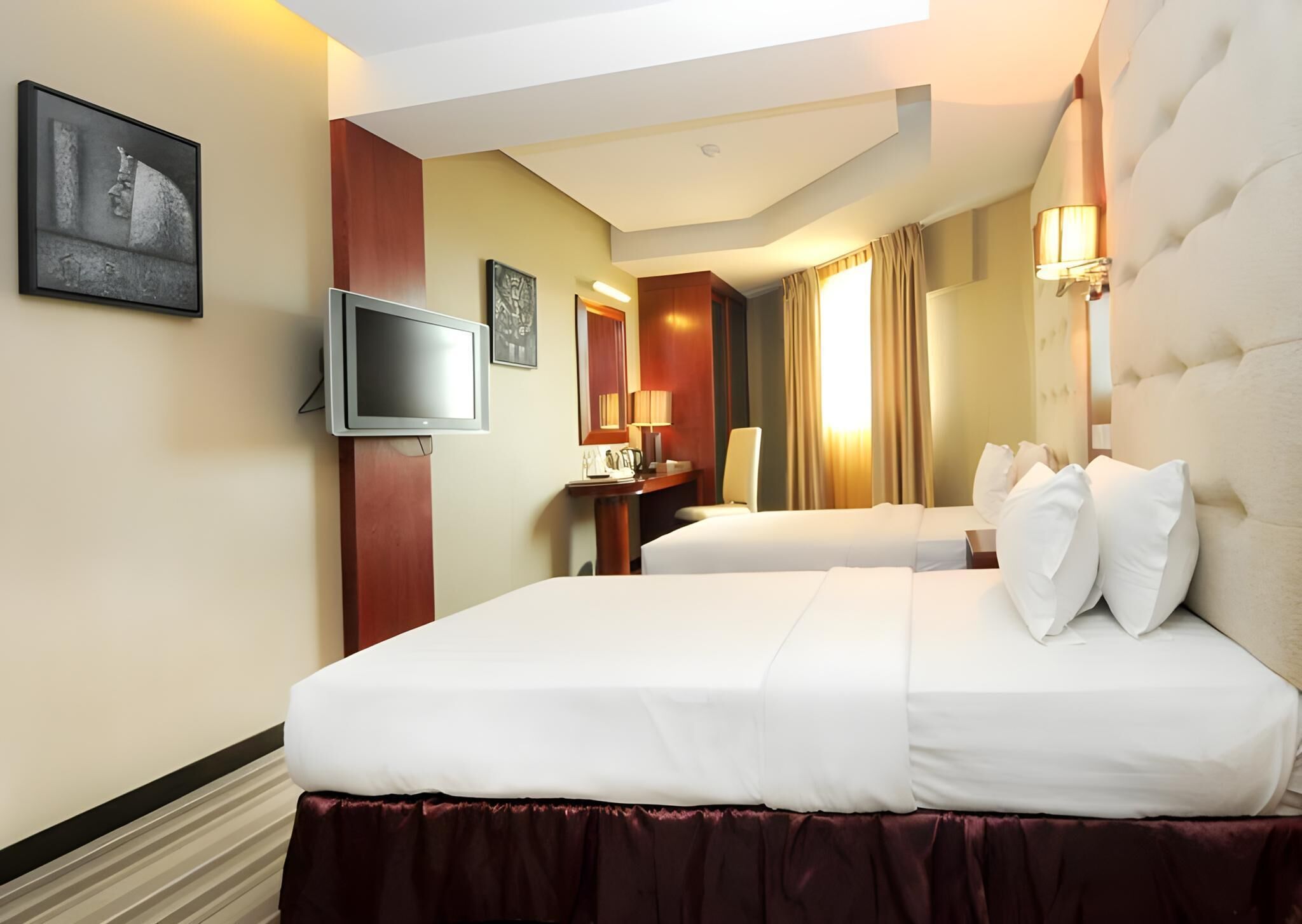 In-room safe, desk, soundproofing, iron/ironing board