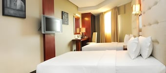 Celyn City Hotel