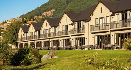 Platinum Queenstown Villas