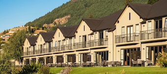 Platinum Queenstown Villas