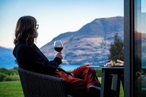Lake view - Platinum Queenstown Villas (Queenstown)