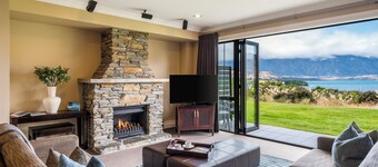 Platinum Queenstown Villas