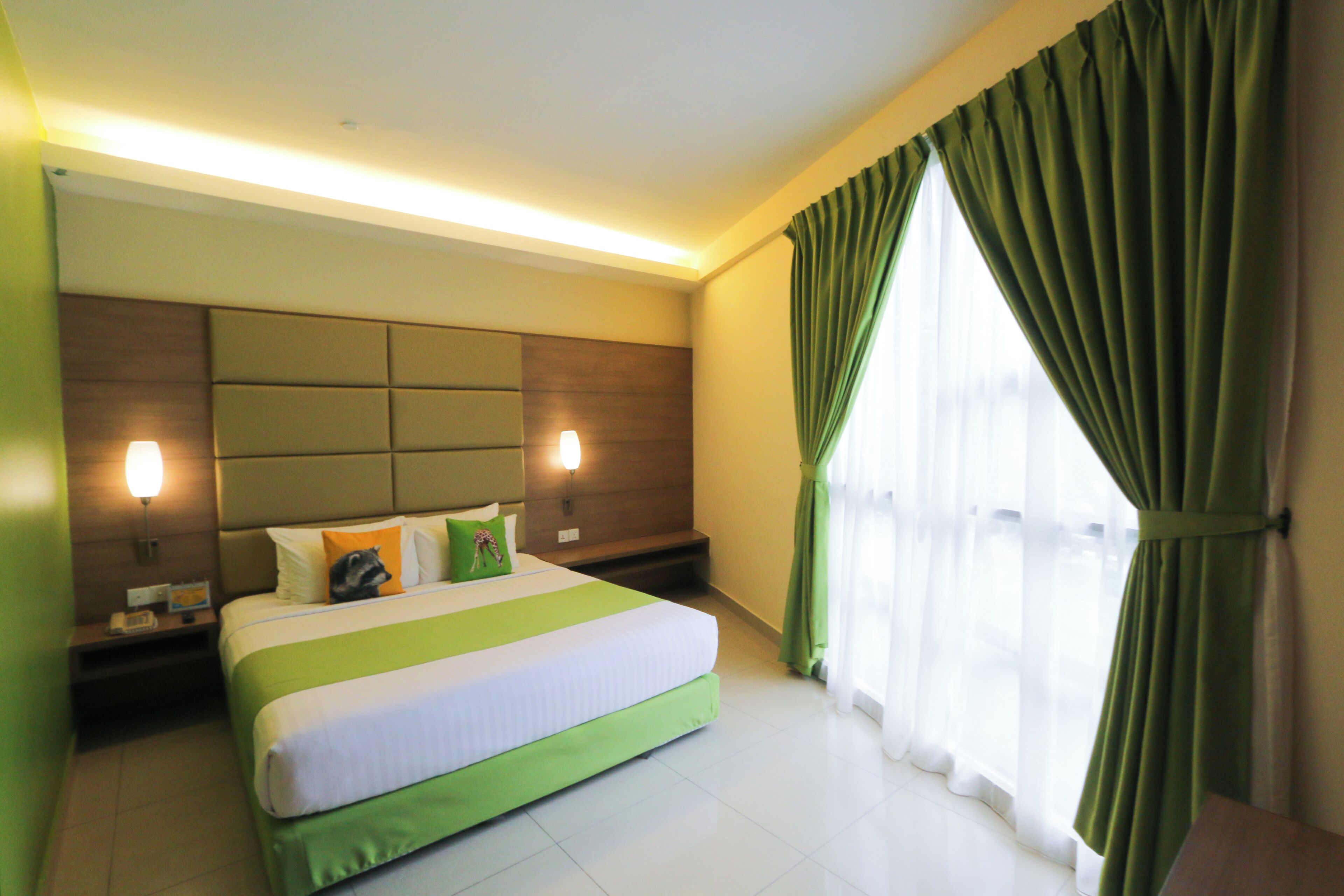 Coffres-forts dans les chambres, Wi-Fi gratuit, draps fournis