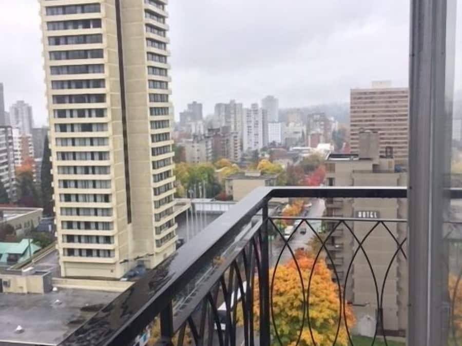 Apartamento, 1 cama Queen e sofá-cama | Sacada