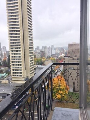 Apartment, 1 Queen-Bett und Schlafsofa | Balkon