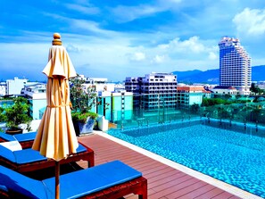 Outdoor pool, pool umbrellas