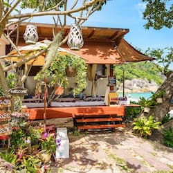 Massaggi thailandesi, massaggi sportivi, massaggi sulla spiaggia