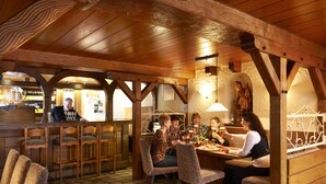 Bar (on property) - Hotel Rückert (Nistertal)