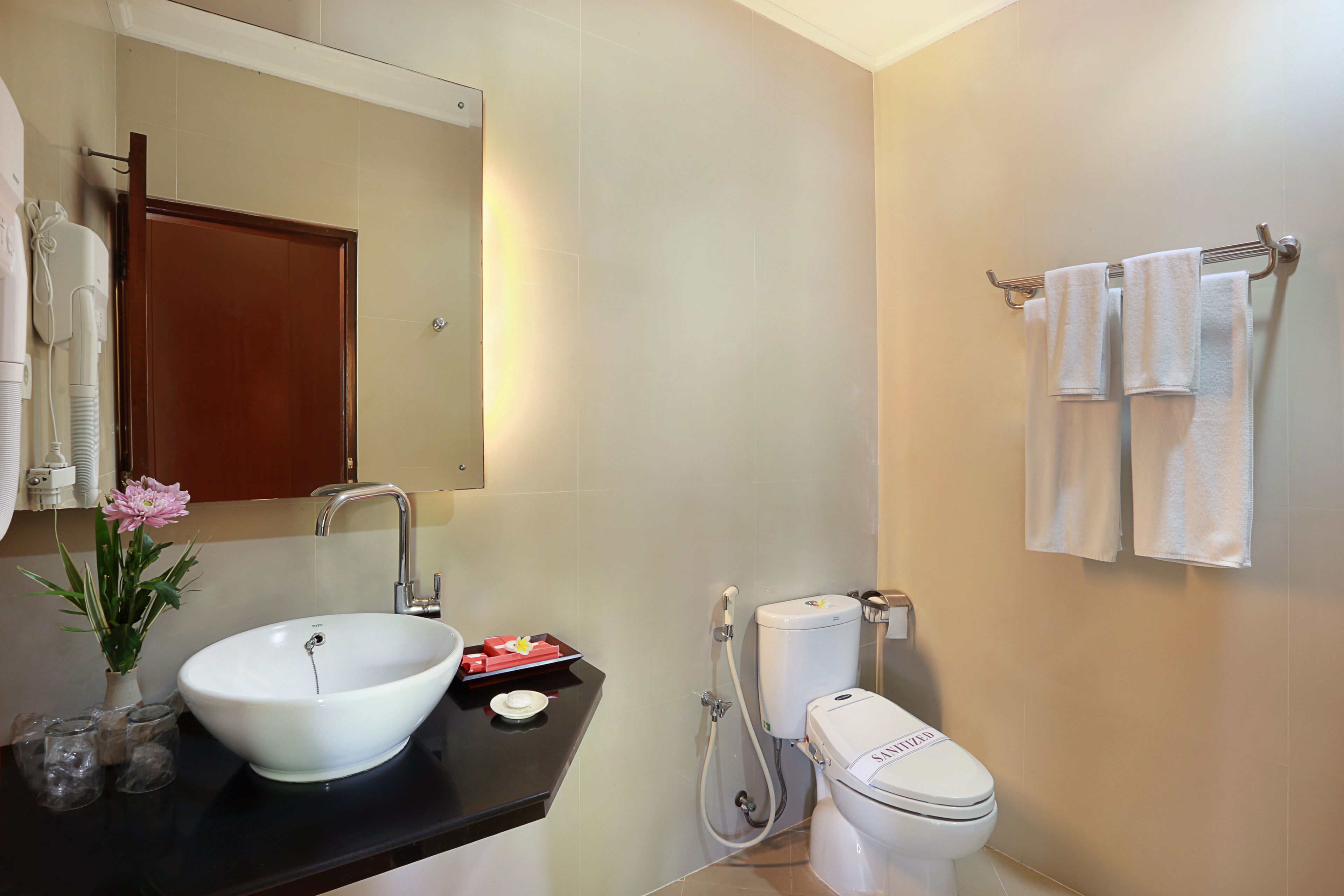 Photo - Respati Beach Hotel
