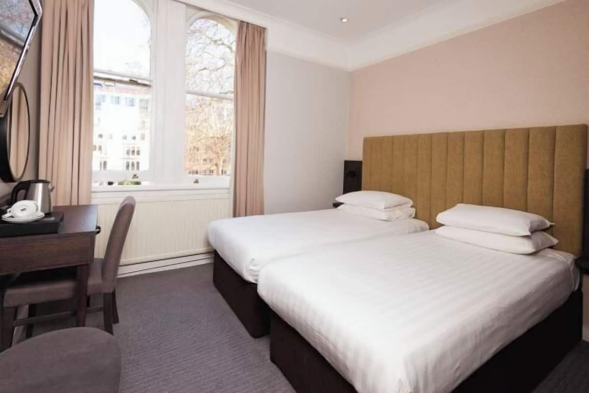 In-room safe, individually decorated, individually furnished, desk
