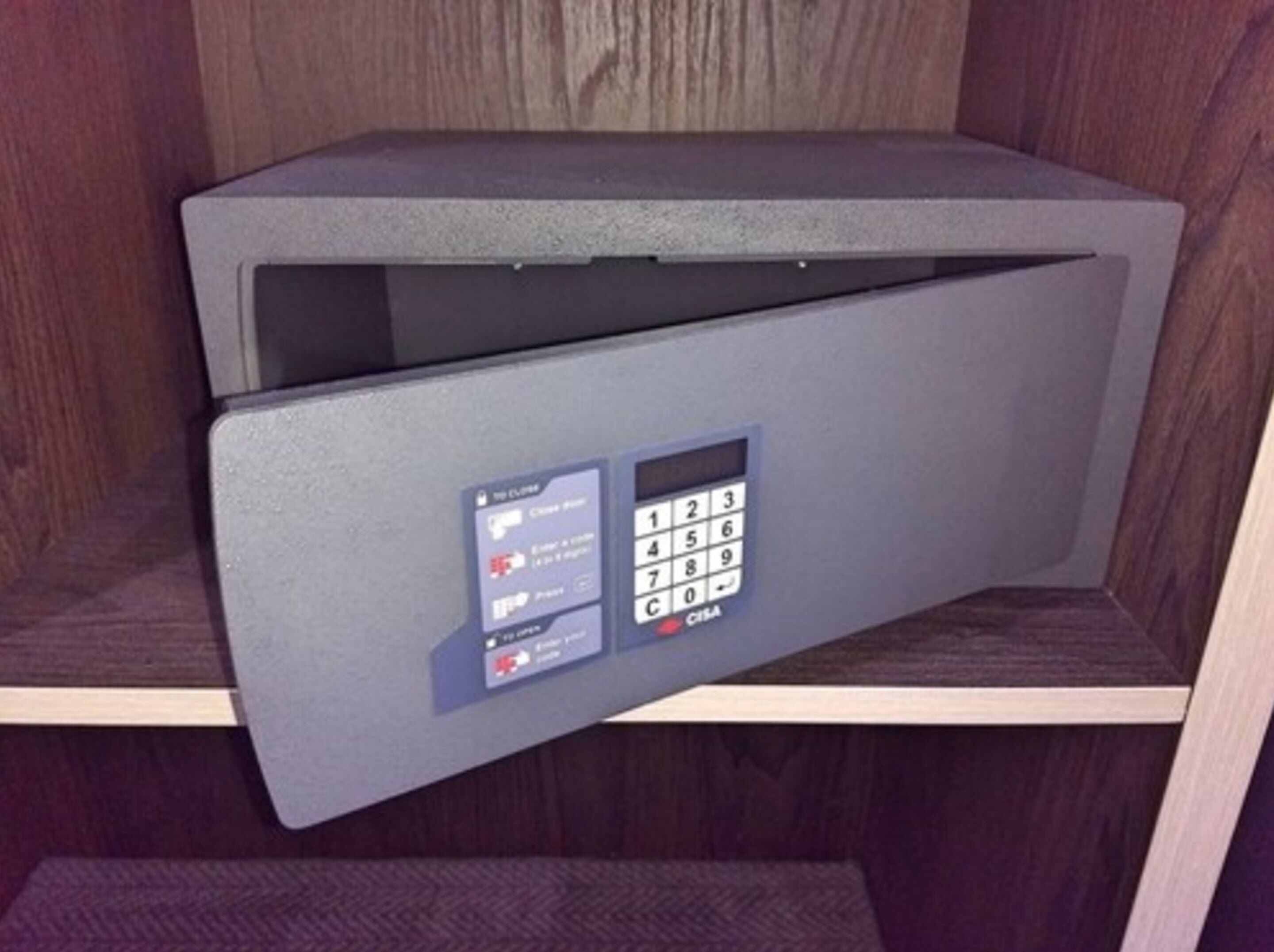 Photo - Garden Court Hotel