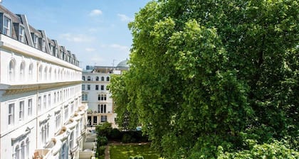 Garden Court Hotel