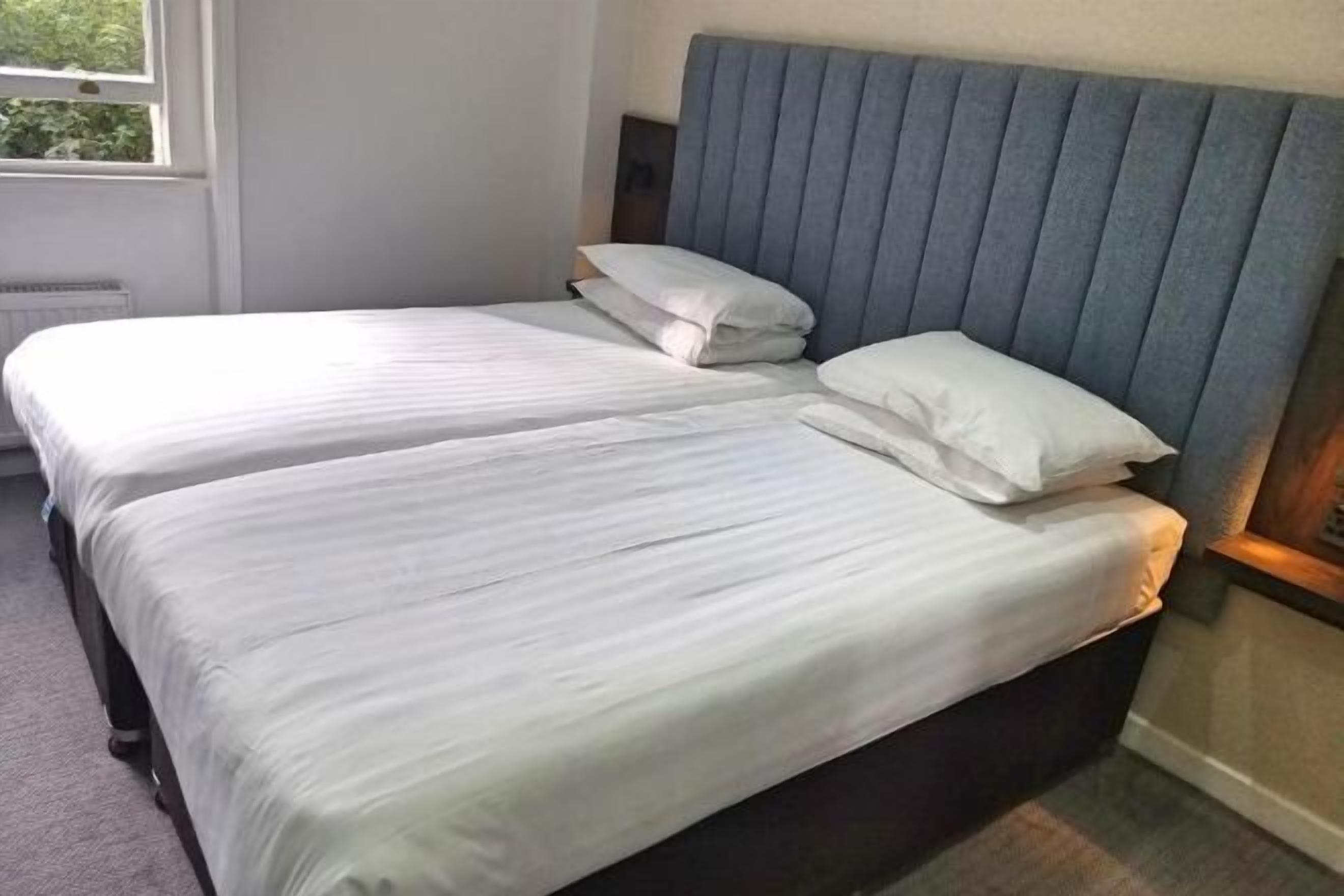 Een kluis op de kamer, individueel gedecoreerd, individueel gemeubileerd