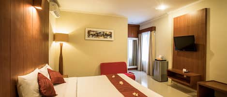 Quarto casal ou duplo luxo | Frigobar, cofres nos quartos, escrivaninha, cortinas blackout