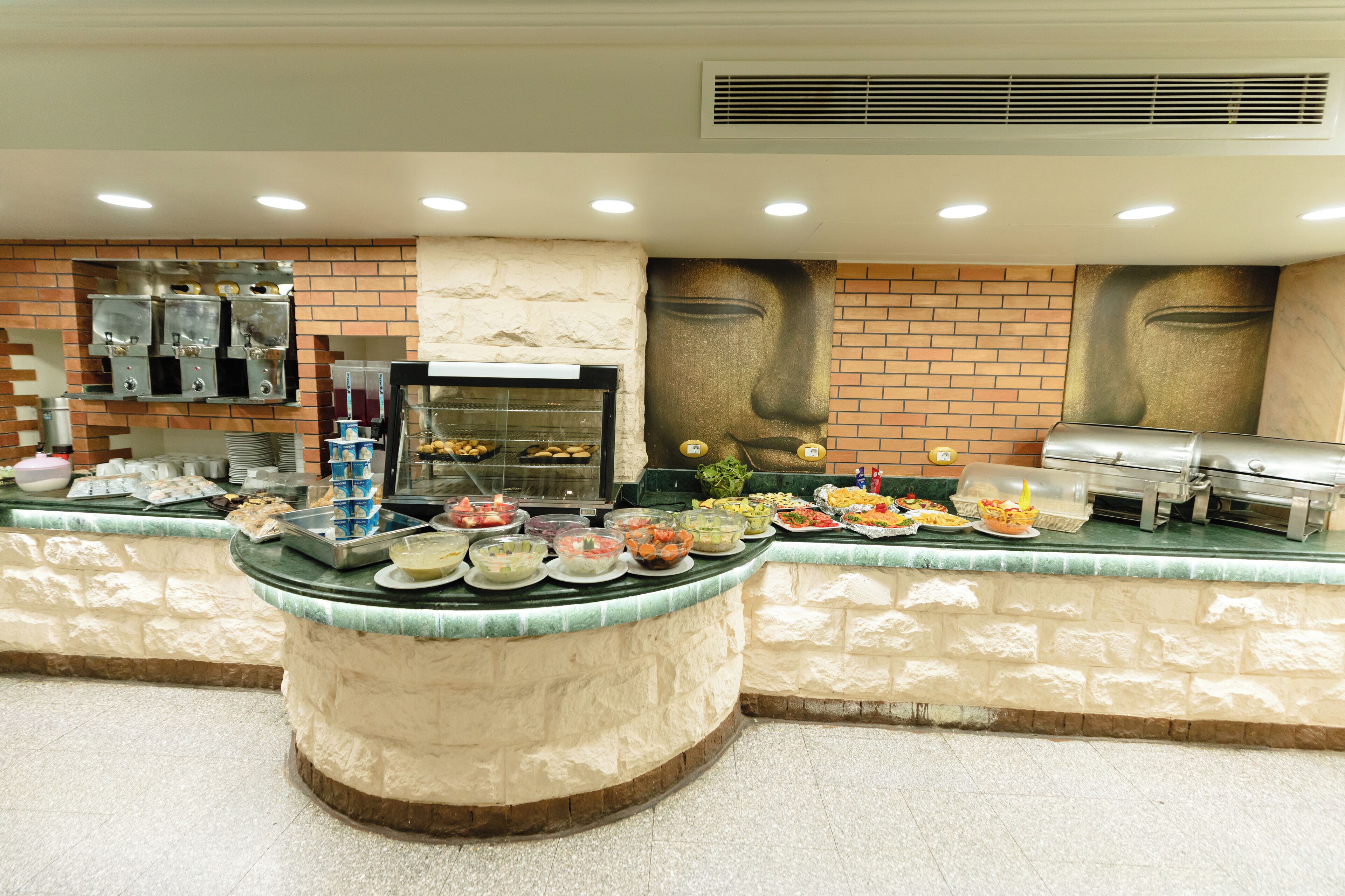 Photo - Happy City Hotel