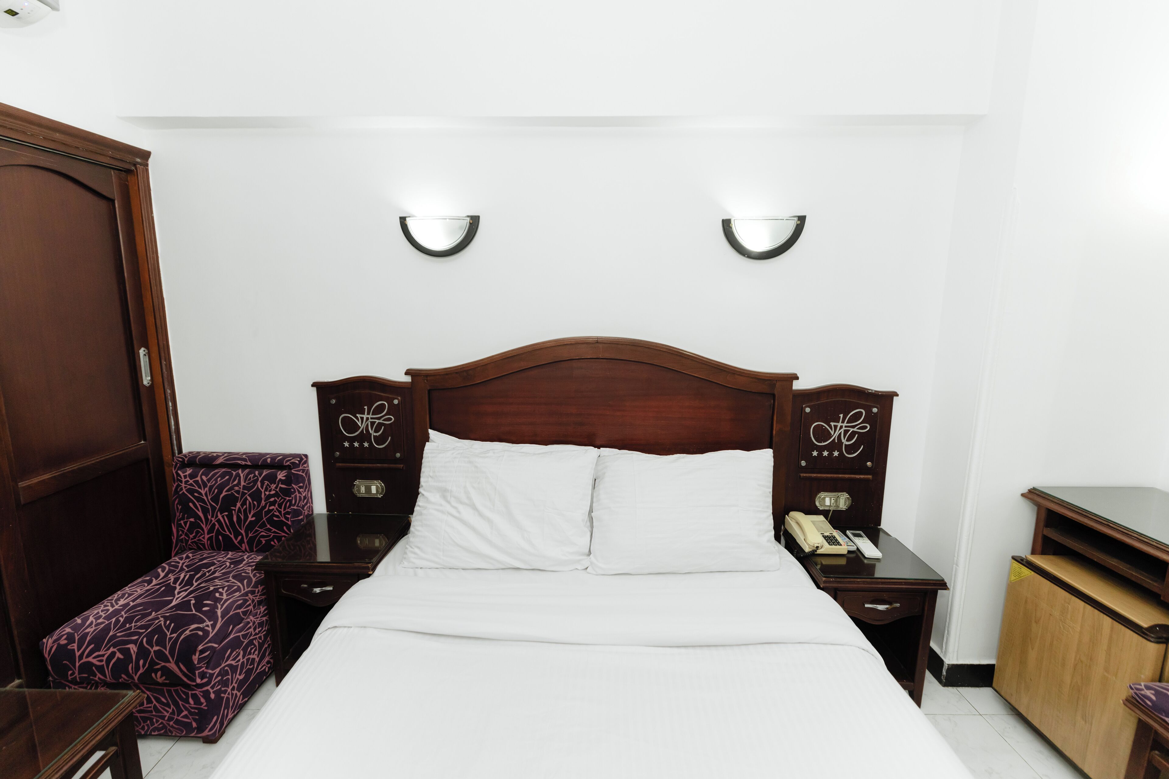 Photo - Happy City Hotel