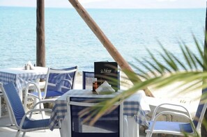2 restaurants, breakfast, lunch, dinner served; Mediterranean cuisine - Mastichari Bay Hotel (Kos)