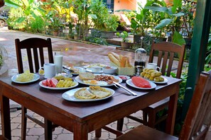 Breakfast area - V&A Villa (Siem Reap)