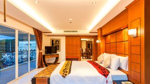 Executive Room, 2 Bedrooms, City View - Tara Court Hotel (Pattaya)
