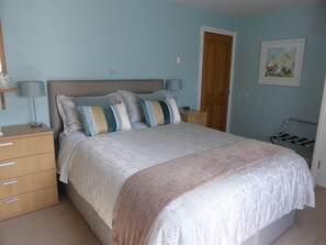 Miscellaneous - Liongate House (Yeovil)