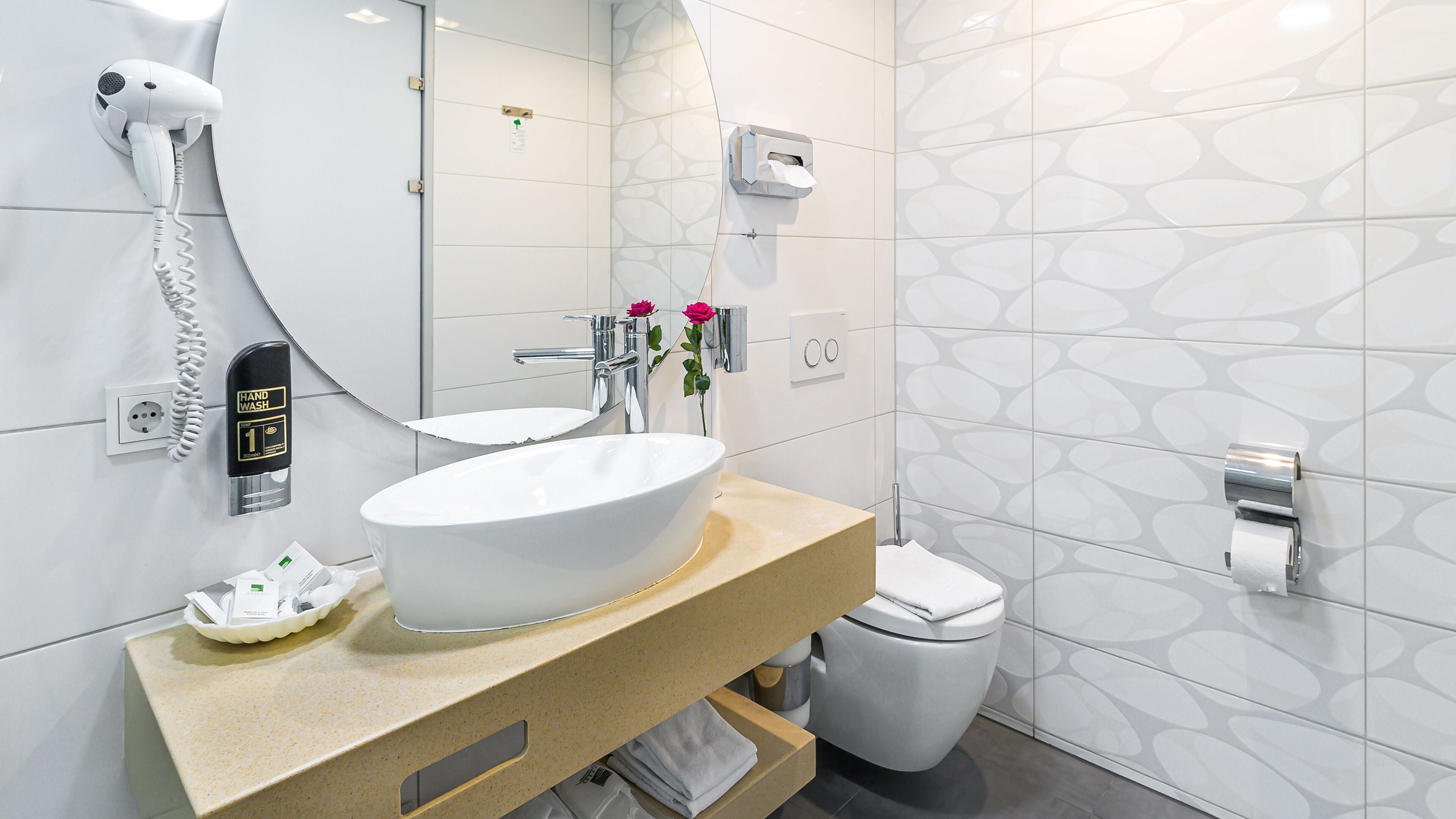 double room | bathroom | shower, hair dryer, slippers, towels