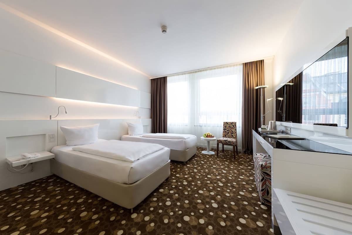 Premium bedding, Select Comfort beds, minibar, in-room safe