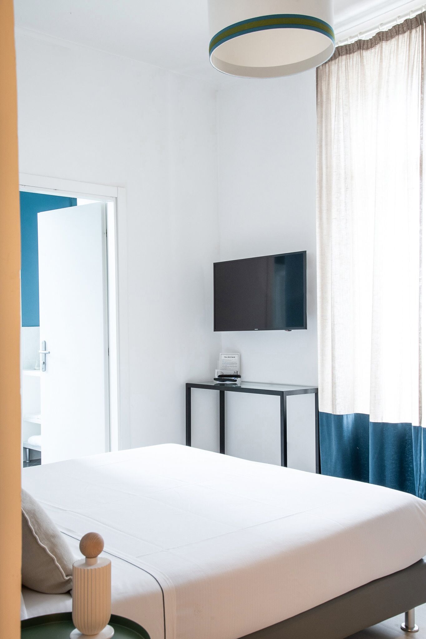 Kamar Double Superior, balkon, pemandangan laut | Seprai premium, minibar, brankas, dan meja kerja