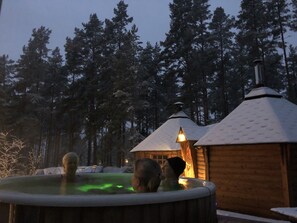 Utendørs boblebad