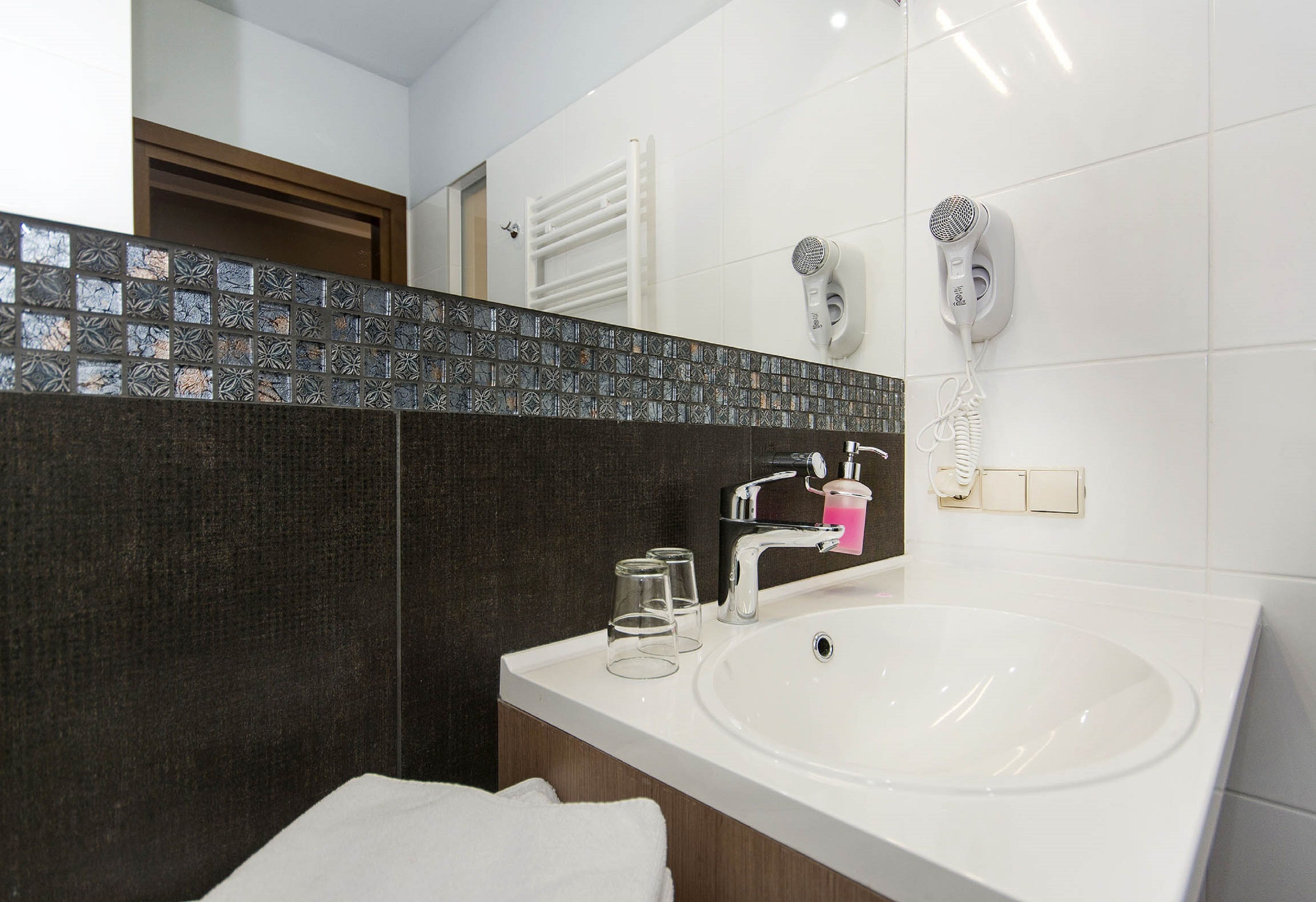 free toiletries, hair dryer, towels