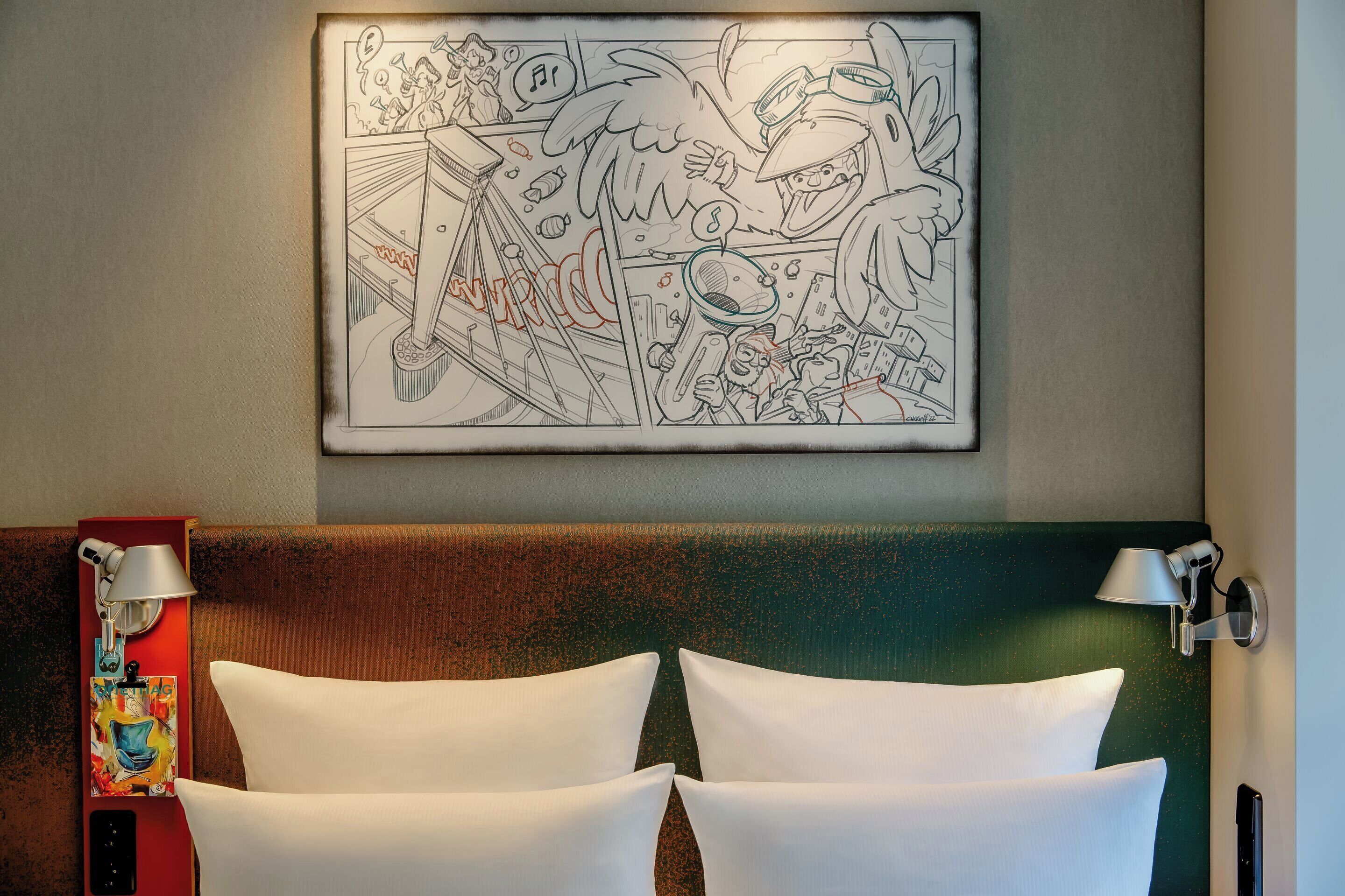 desk, soundproofing, free wifi, bed sheets