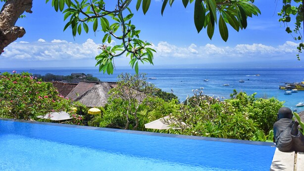 Infinity-Pool