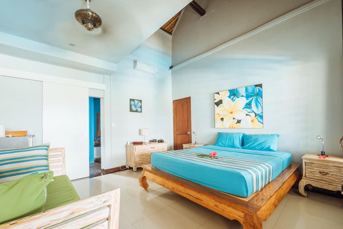 1 bedroom, in-room safe, blackout curtains, free WiFi