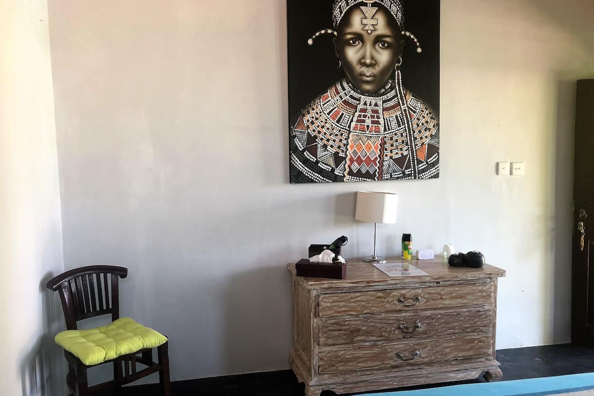 sea view bungalow  | in-room safe, blackout curtains, free wifi, bed sheets