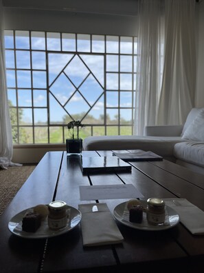 Suite (Vineyard View)