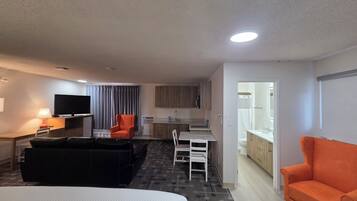 Family Room, Multiple Beds, Non Smoking