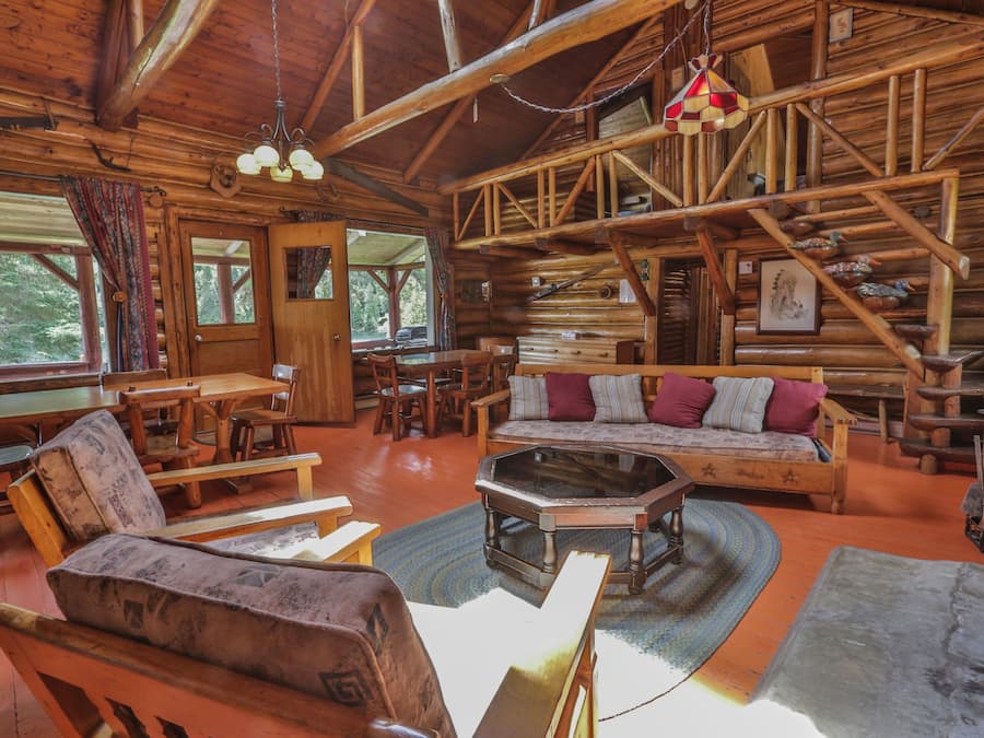 Chalet, 5 Schlafzimmer (Abenakis Wigwam) | Wohnbereich